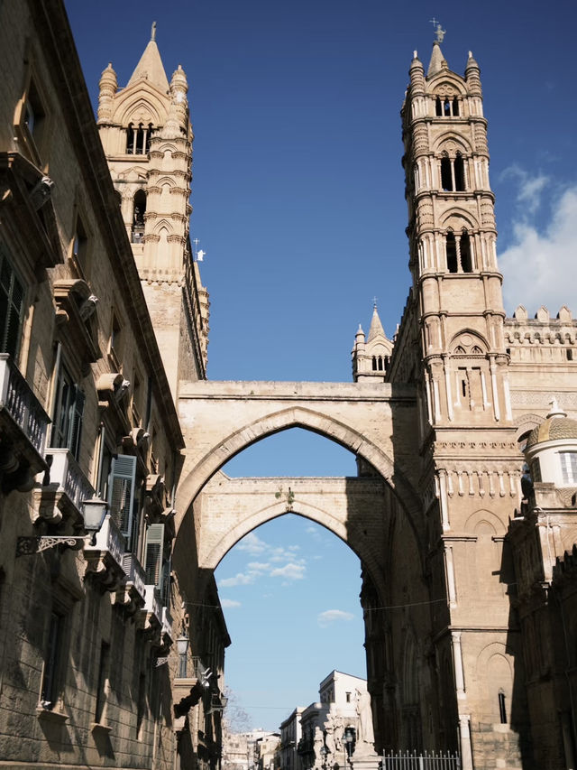 Chiesa del Gesù: A Masterpiece of Sicilian Baroque in Palermo 