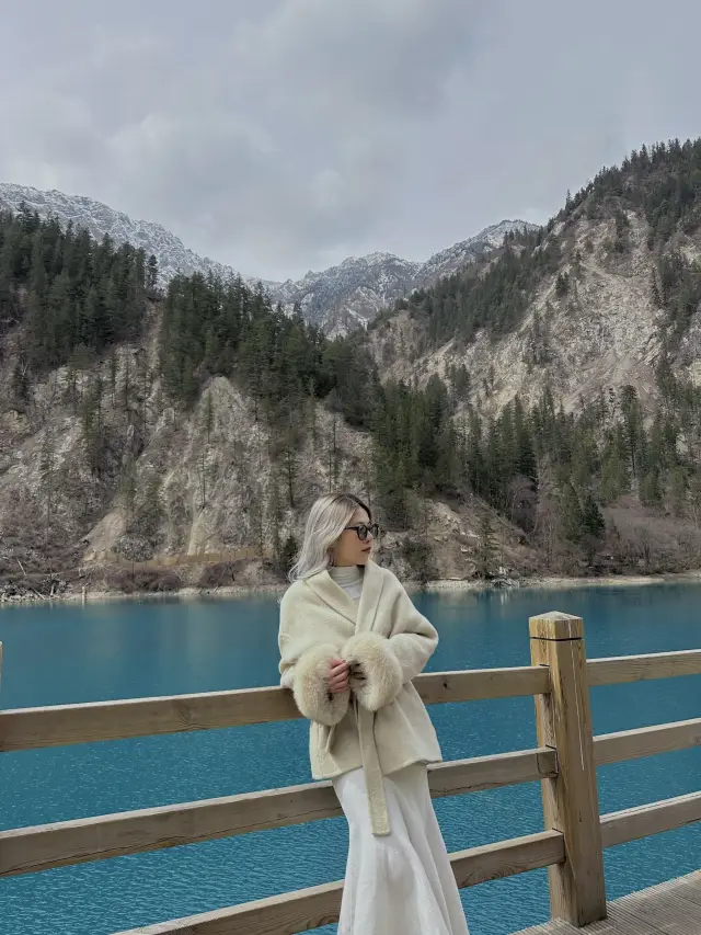 Cửu Trại Câu tháng 3