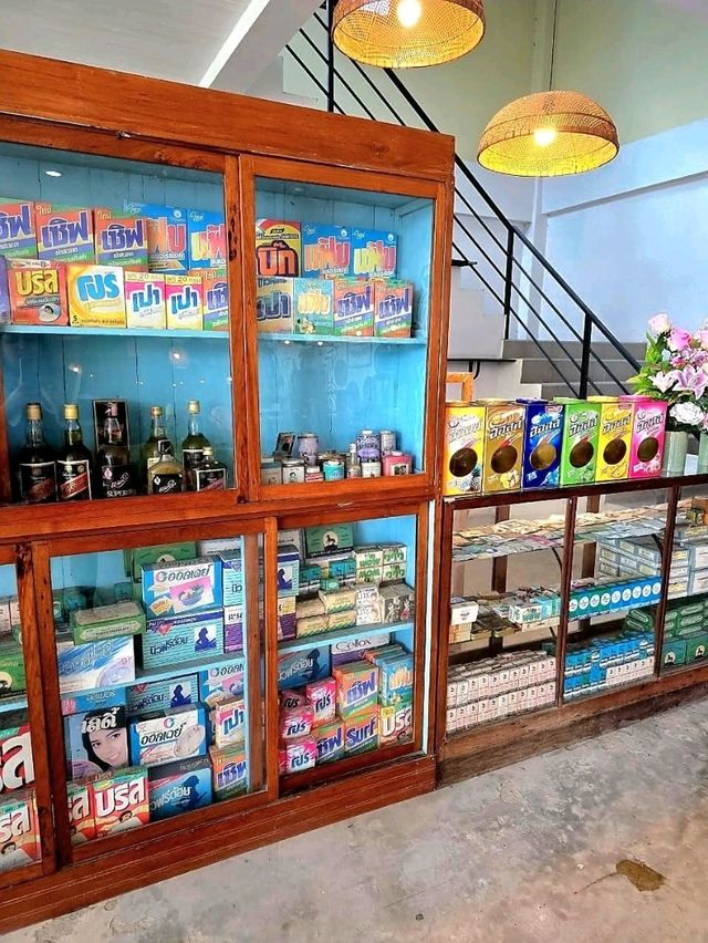 ปิ่นโต cafe & eatery 