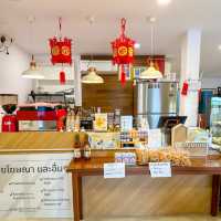 คาเฟ่☕️กึ่งร้านอาหาร ในบ้าน จังหวัดนครปฐม