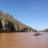 探索靜謐奇景｜Manambolo River 