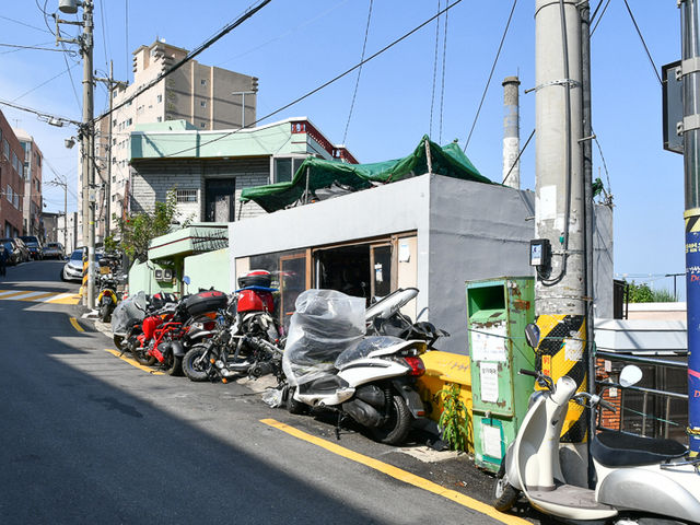 【記憶と物語が残る坂道】草梁イバグキル スナップ（釜山）