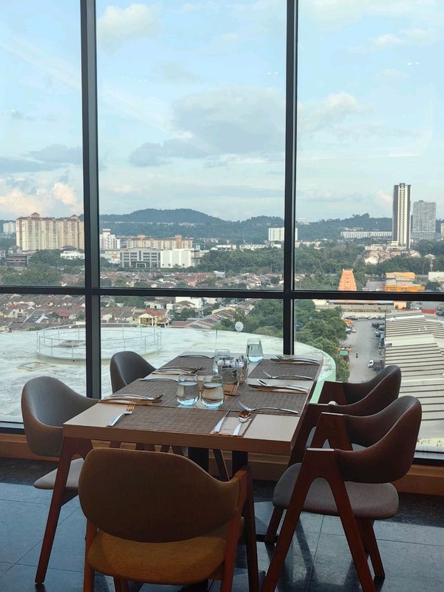 The Garden Grille at Hilton Garden Inn Puchong Offers Satisfying Dining Experience