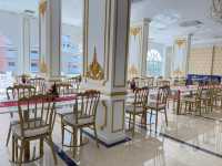 ชเลิสส์ลิ  ร้านอาหารและคาเฟ่