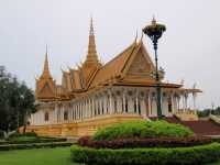 A Quiet Day at the Royal Palace 