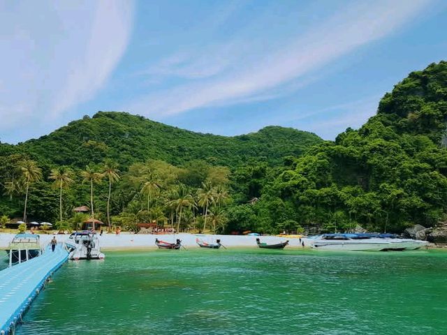อุทยานแห่งชาติหมู่เกาะอ่างทอง