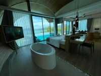 Crest Resort & Pool Villas ภูเก็ต