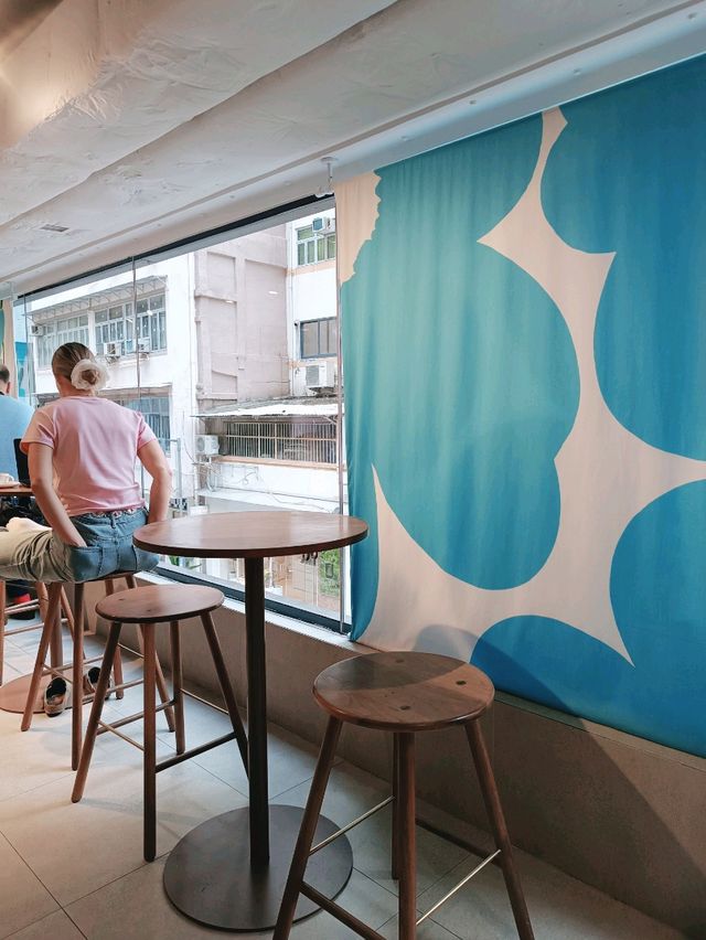 藍瓶咖啡聯成 Marimekko💙🟦🔵