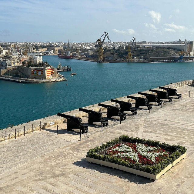 Valletta City Walk: A Stroll Through Malta's Baroque Capital🏰🌅