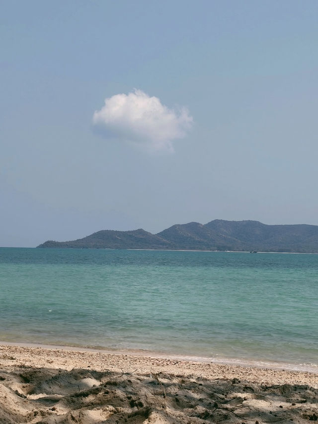 รีเซตหัวใจที่ปลายหาด 🌴 หาดบางเบิดคือ healing zone