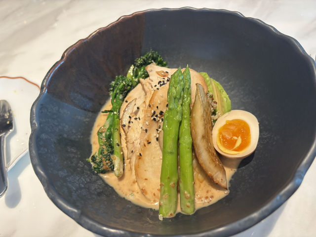 🍲 ห้องอาหารสุดหรู บรรยากาศดี บริการเลิศ