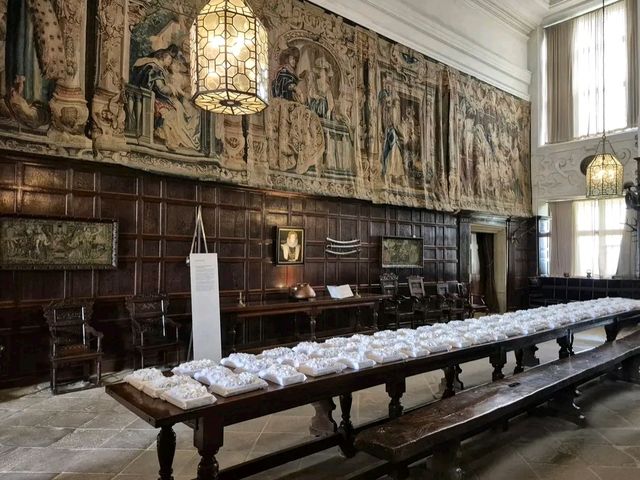Hardwick Hall: Love for glass and grand history