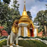 วัดนี้หลวงปู่มั่น ภูริทตฺโต ได้ธุดงค์มาบำเพ็ญภาวนา