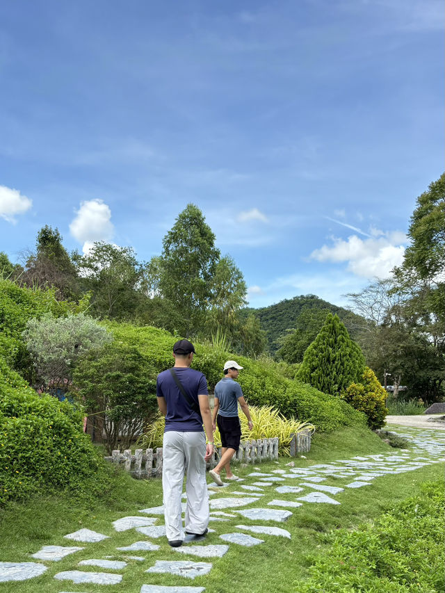 ฮีลใจให้กันที่ alpaca hill ราชบุรี