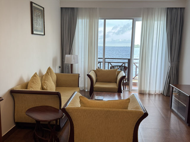 A private and comfortable stay in Maldives airport island 