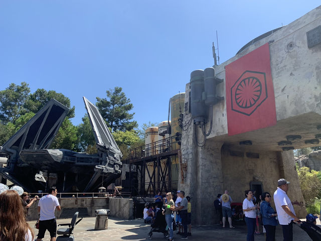 来年の映画公開が待ち遠しい🤍スターウォーズファンは絶対に行くべきスター・ウォーズ：ギャラクシーズ・エッジ😍✨✨
