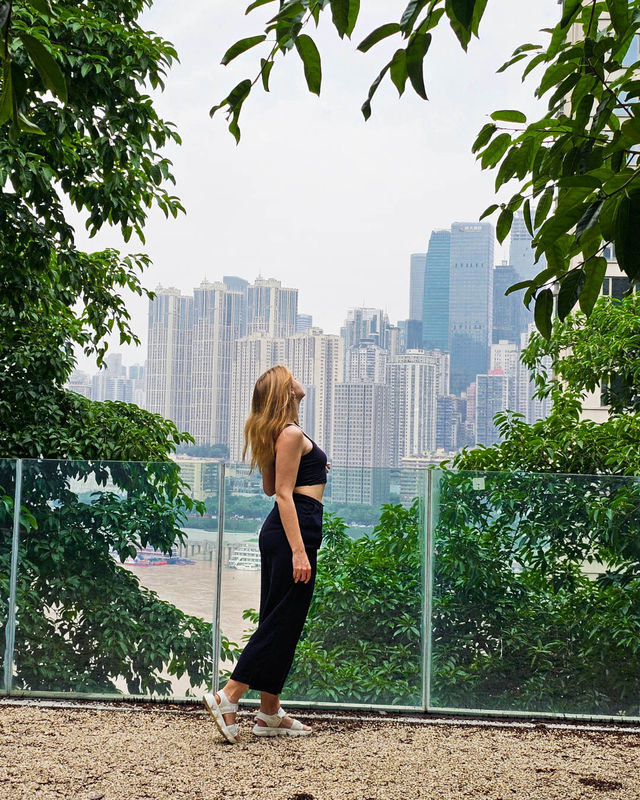 Amazing hotel with panoramic views in the heart of Chongqing!