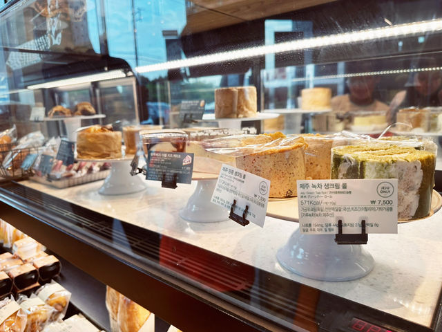 ☕️🥪 한번쯤 가보고 싶던 곳이에요 