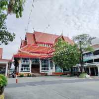 พระพุทธรูปปางเพศบรรพชิต ท้าวเวสสุวรรณ องค์พญานาค