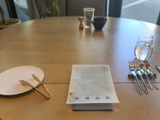 나고야 꽃향기 가득한 감성카페 메종8(MAISON 8 garden)