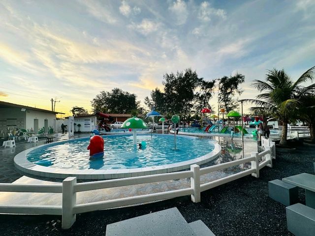 sakom water world resort