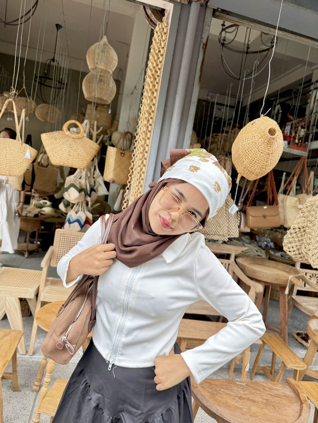 ถนนช้างม่อย เชียงใหม่ 🪅
