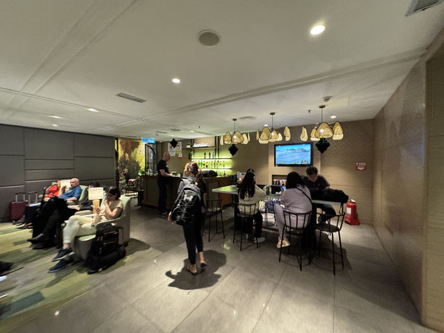 🛫 Plaza Premium International Lounge – Penang Airport’s Only Option, But Manage Expectations