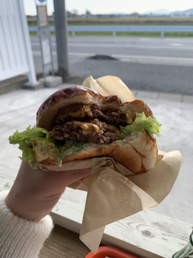 【滋賀🇯🇵】古着とハンバーガーと。