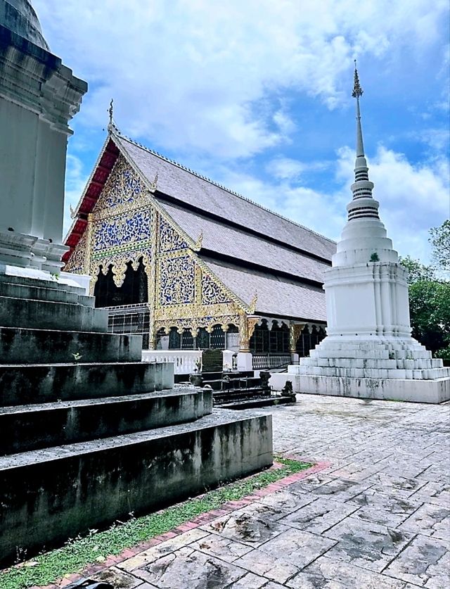 วัดสวนดอก หรือชื่อเดิม วัดบุปผาราม สมัยพญากือนา