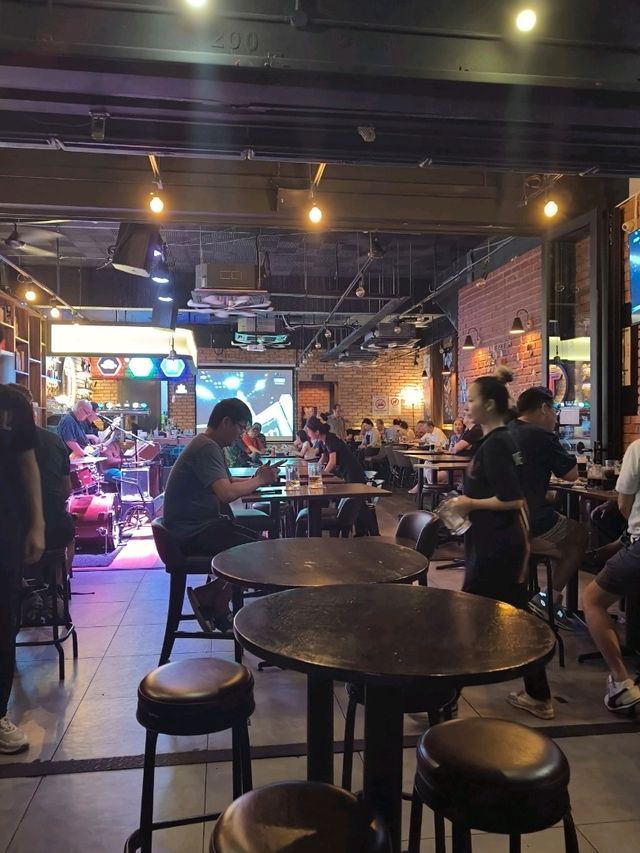 Beer, Beats & Budget Vibes — Desaru’s Unexpected Nightlife Gem