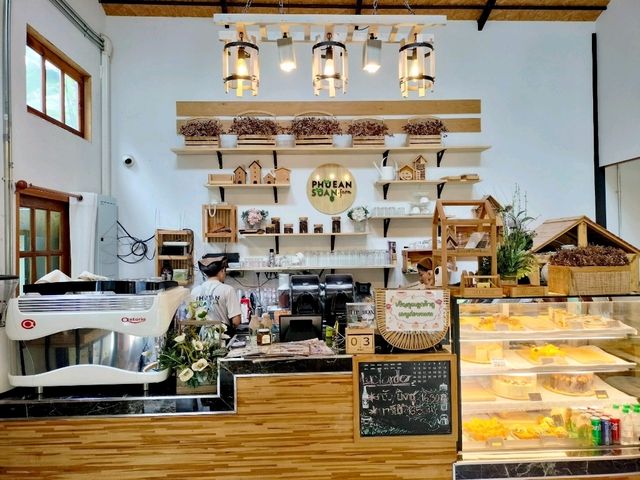 คาเฟ่บ้านสวน ที่ไปแล้วจะหลงรัก ☕