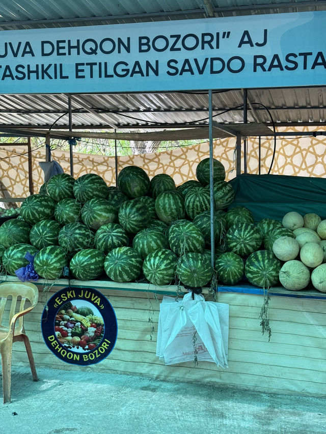 Explore the Vibrant Chorsu Bazaar in Tashkent, Uzbekistan 🇺🇿 