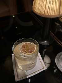 Four seasons Hotel Bangkok at Chao Phraya River