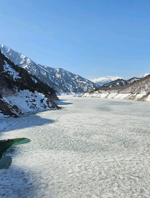 日本｜黑部立山之旅，黑部湖融雪時分