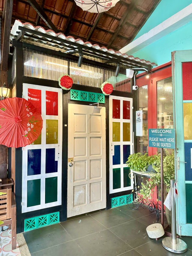 Porcelain Tiles & Sambal Dreams: Dining at Malaya Nyonya House