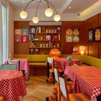 Holiday Pastry - Garfield's House ย่านเจริญนคร