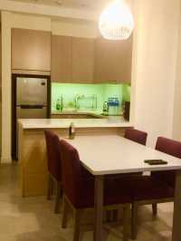 🌟 Chic Comfort, Prime Location: Somerset Medini Delivers Serenity