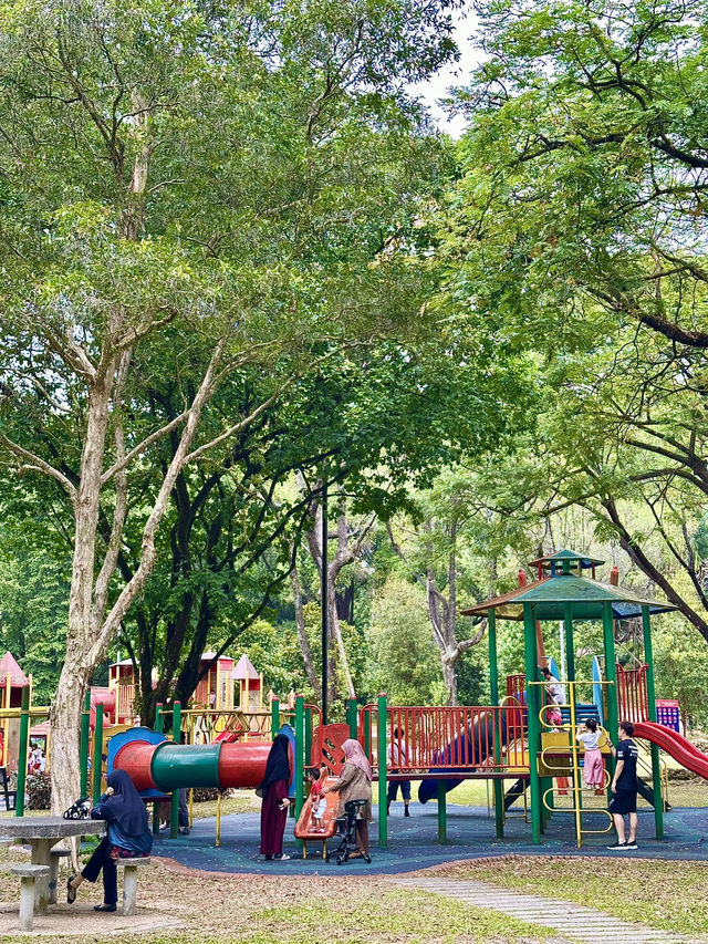 A City Oasis for Kids: Laman Anak Anak at Permaisuri Lake Garden