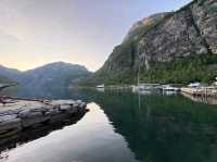 挪威 | Fossevandring Geiranger 擁有絕佳視野的峽灣瀑布
