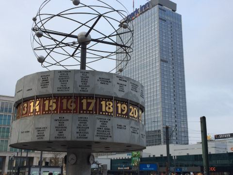 Alexanderplatz｜アレクサンダー広場】 | Trip.com ベルリン