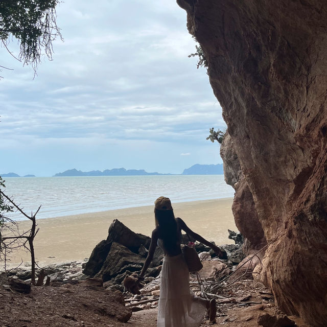 หาดลับปราณบุรี หาดคุ้งทราย