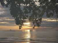 Sunset Therapy at Tioman Beach – Nature’s Best Show, No Ticket Needed