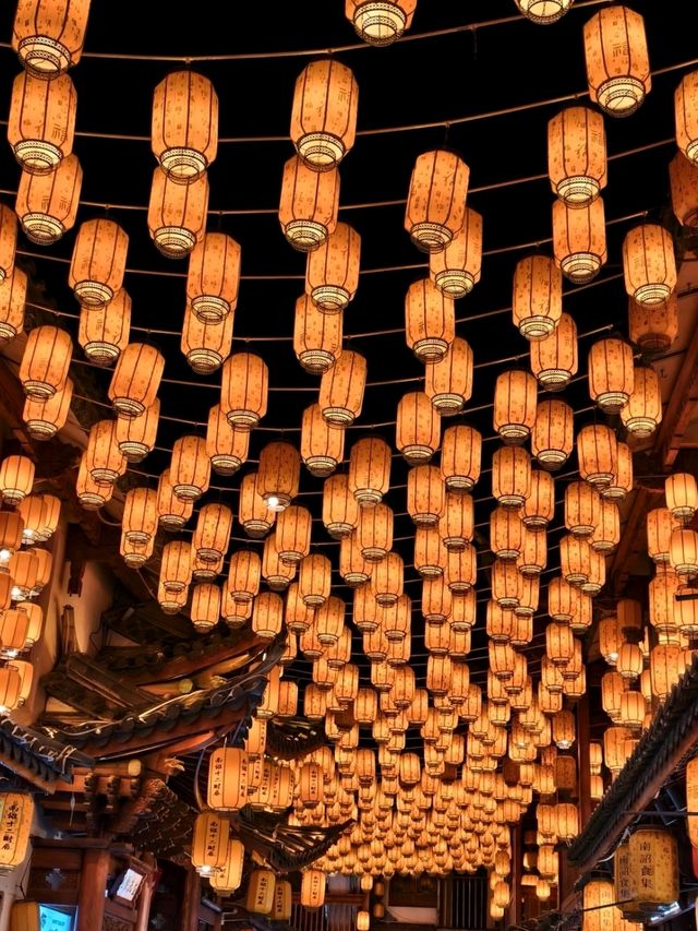 DALI OLD TOWN · YUNNAN’S LAKESIDE TIME CAPSULE