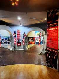 マレーシア車の歴史を巡る無料タイムトラベル！セパン国立自動車博物館