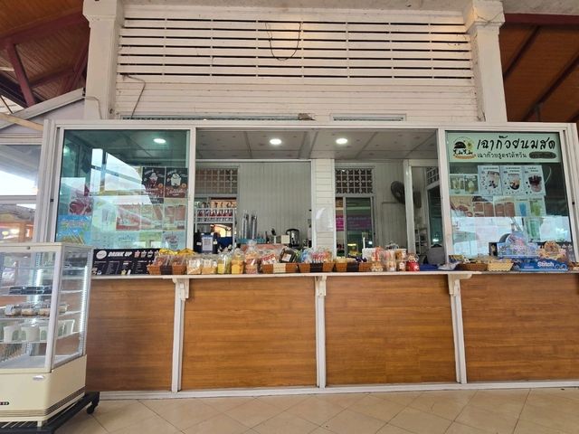 ร้านกาแฟวัดโบสถ์ กาแฟหลักสิบ วิวหลักพัน