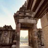 🏛️ Candi Sewu: Yogyakarta’s Ancient Buddhist Sanctuary – A Solo Traveler’s Guide