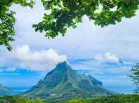 Tropical Paradise and Crystal Waters in Moorea