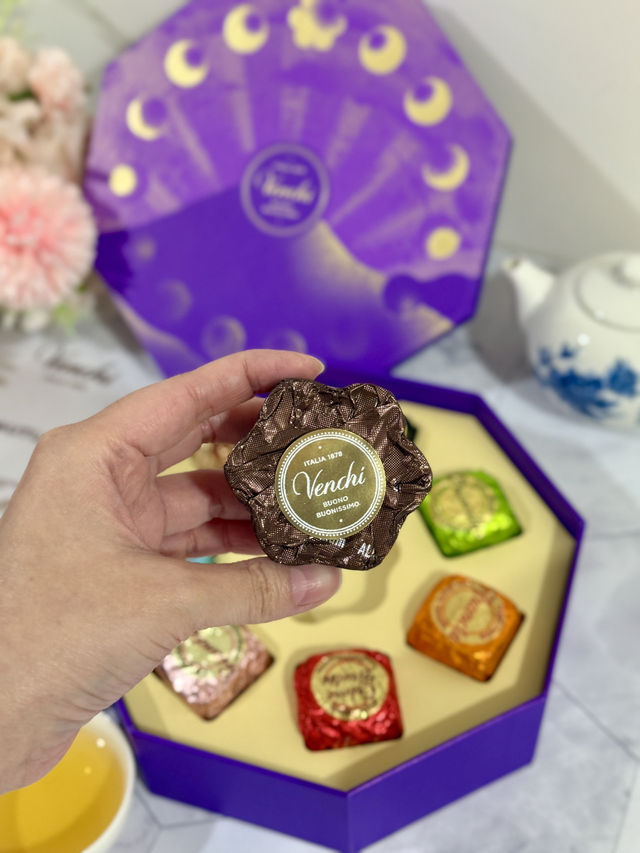 🐇中秋朱古力月餅禮盒🎁 朱古力控唔好錯過💕 🐇中秋朱古力月餅禮盒🎁 朱古力控唔好錯過💕