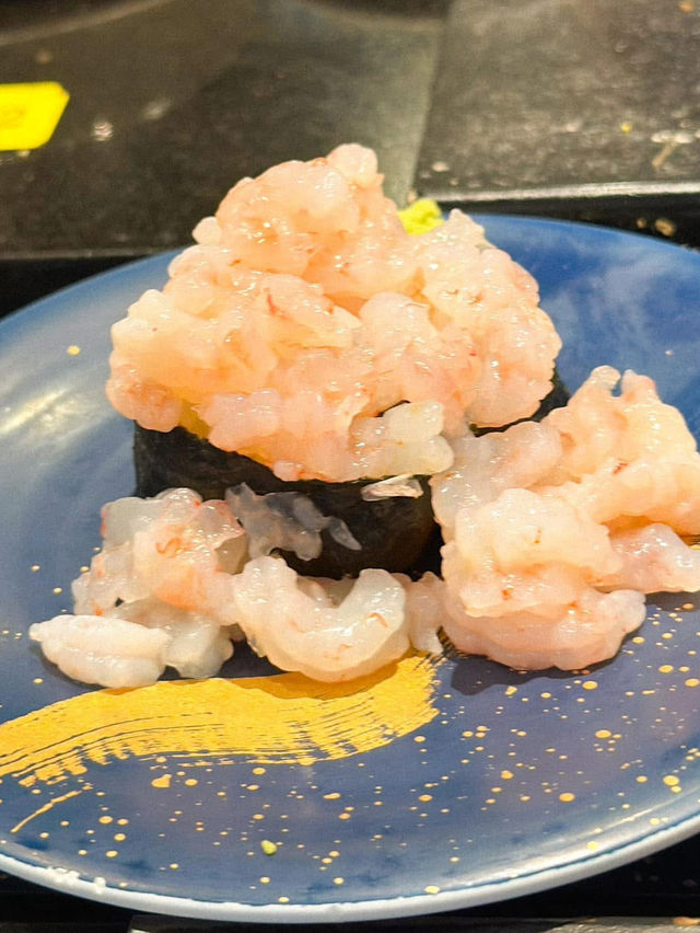 ซูชิหน้าล้น ที่ล้นจริง หมดนี่ไม่ถึง2พัน🍣 ซูชิหน้าล้น ที่ล้นจริง หมดนี่ไม่ถึง2พัน🍣