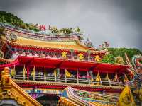 《草嶺慶雲宮|東北角壯闊海景與天公借膽的聖境》